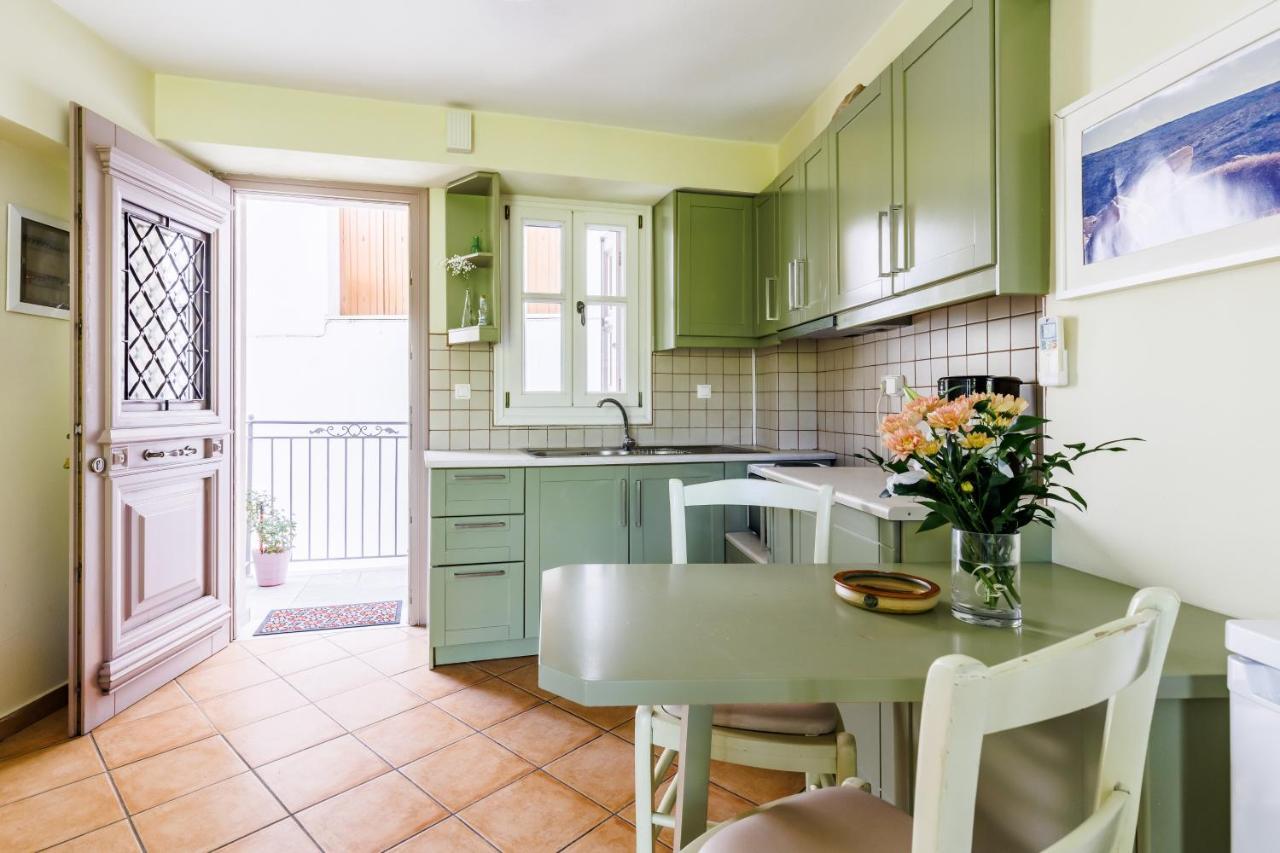 Sentefi Maisonette Apartmán *